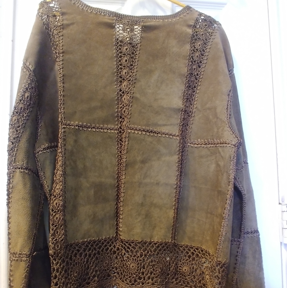 S.M.H. VINTAGE 1X GREEN LEATHER CROCHET JACKET
